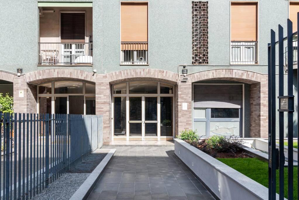 Elegante Bilocale San Calocero Διαμέρισμα Μιλάνο Εξωτερικό φωτογραφία